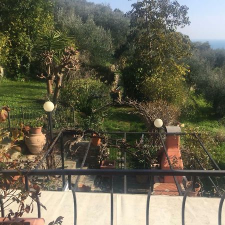 Tavernetta A 10 Minuti Dal Mare Βίλα Diano San Pietro Εξωτερικό φωτογραφία