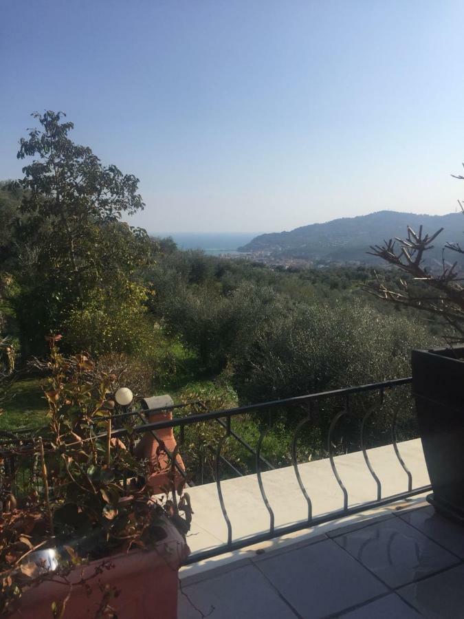 Tavernetta A 10 Minuti Dal Mare Βίλα Diano San Pietro Εξωτερικό φωτογραφία