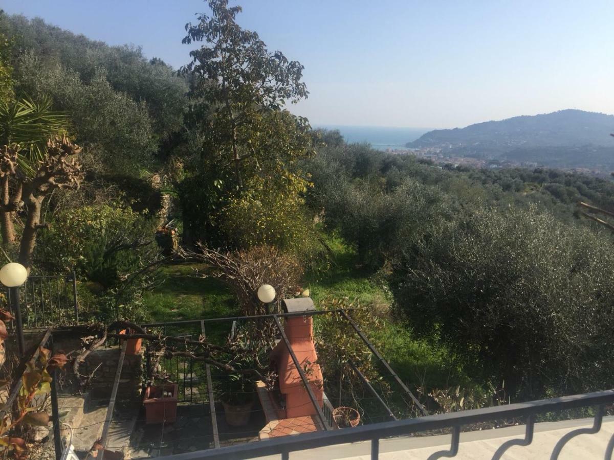 Tavernetta A 10 Minuti Dal Mare Βίλα Diano San Pietro Εξωτερικό φωτογραφία